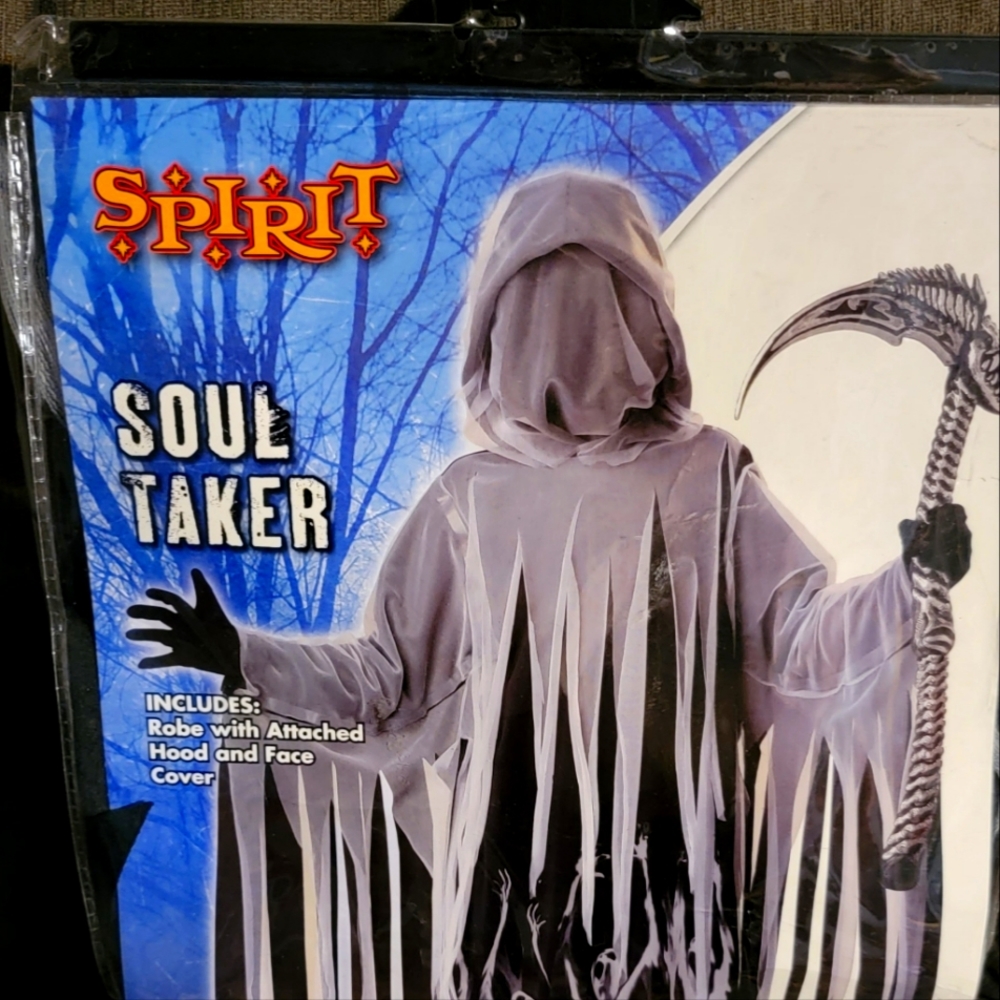 Spirit Halloween Costume Soul Taker boy's size Child XL 12-14
